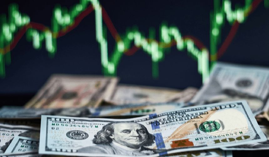 Yeni Ekonomi Paketi Beklentileri Karşılamayınca Dolar Tekrar Yükselişe Geçti